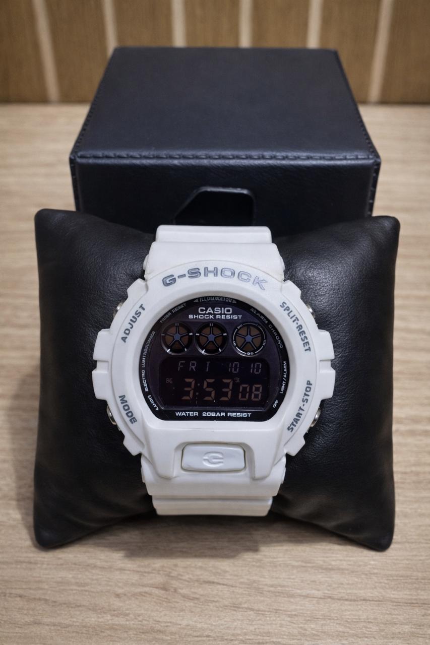 GSHOCK BRANCO MASC AUTOMÁTICO