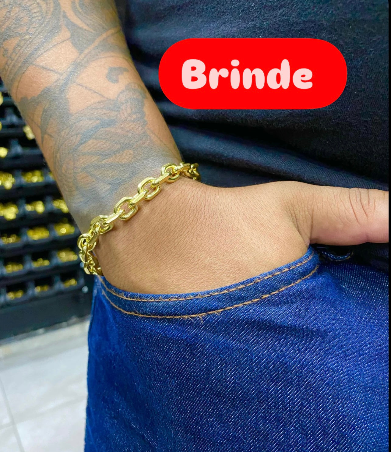 CORRENTE ELO CADEADO 10MM + PING TREVO DA SORTE CRAVEJADO + PULSEIRA GRÁTIS