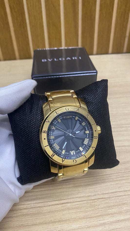 RELOGIO BVGARI DOURADO\PRETO