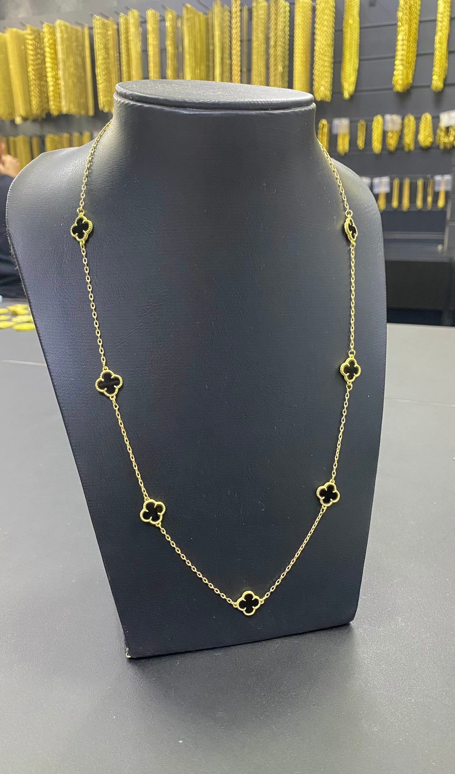 CORRENTE ELO TREVO DA SORTE CHOkER