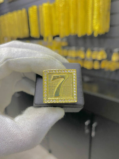 ANEL PERSONALIZADO 777 CRAVEJADO - WRDJOIAS