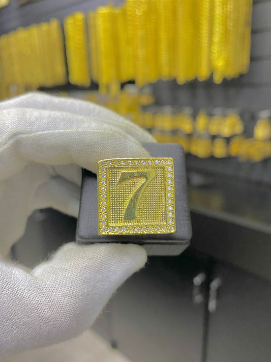 ANEL PERSONALIZADO 777 CRAVEJADO - WRDJOIAS