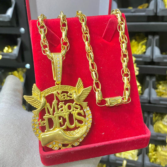 CORRENTE ELO TRANÇADO BOLEADO 10MM + PINGENTE NAS MÃOS DE DEUS.