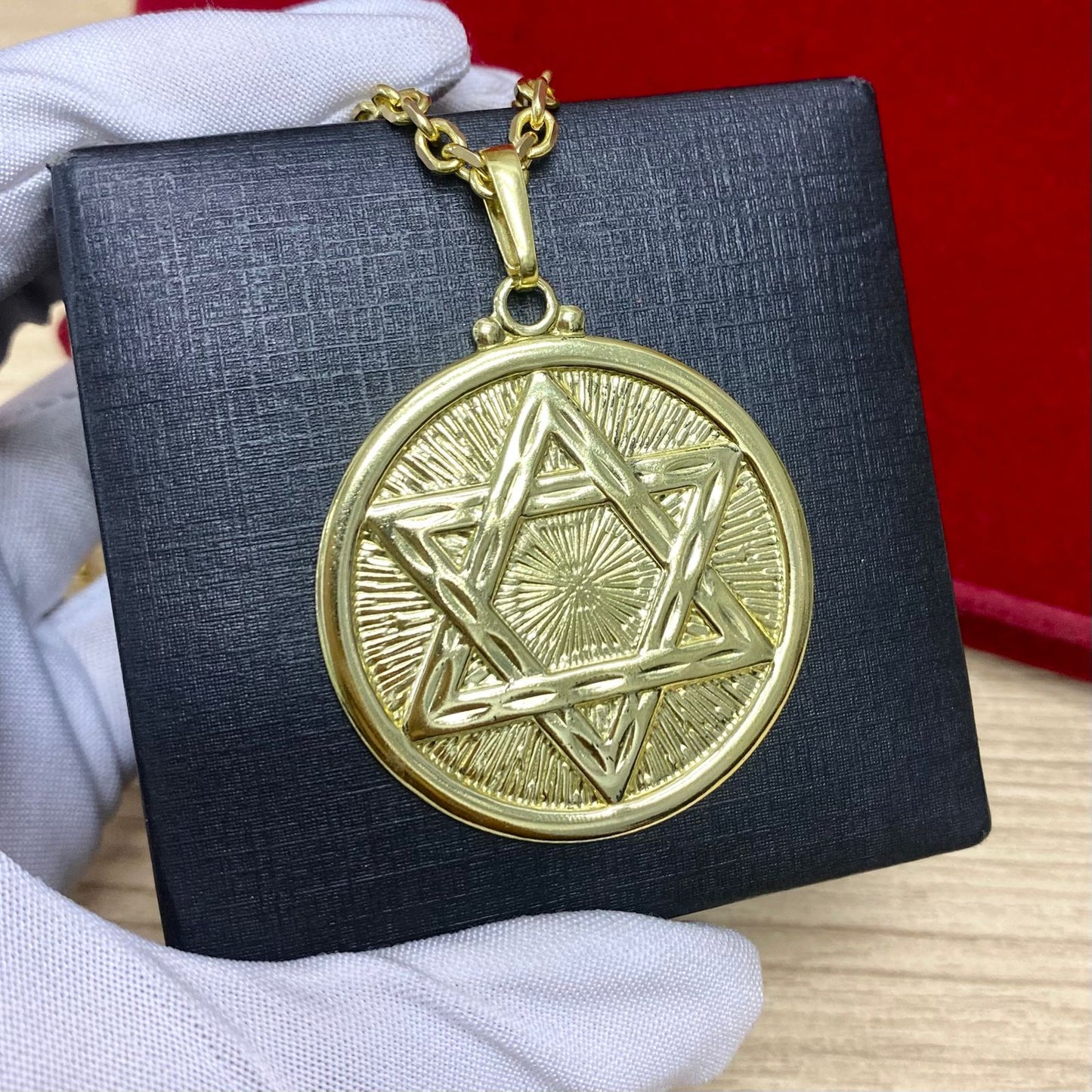 PINGENTE MEDALHA ESTRELA DAVI