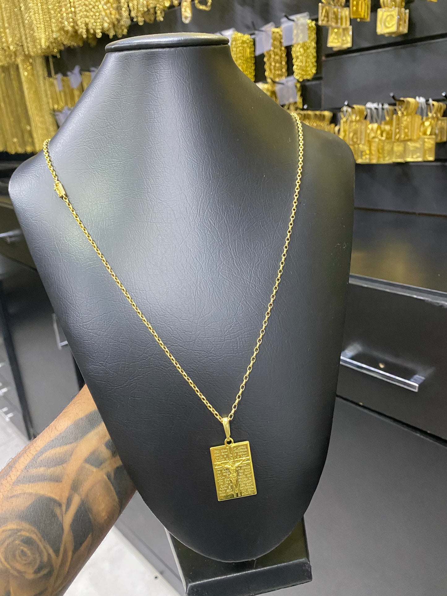 CORRENTE ELO TIJOLINHO BOLEADO 2MM C/PING JESUS PLACA - WRDJOIAS