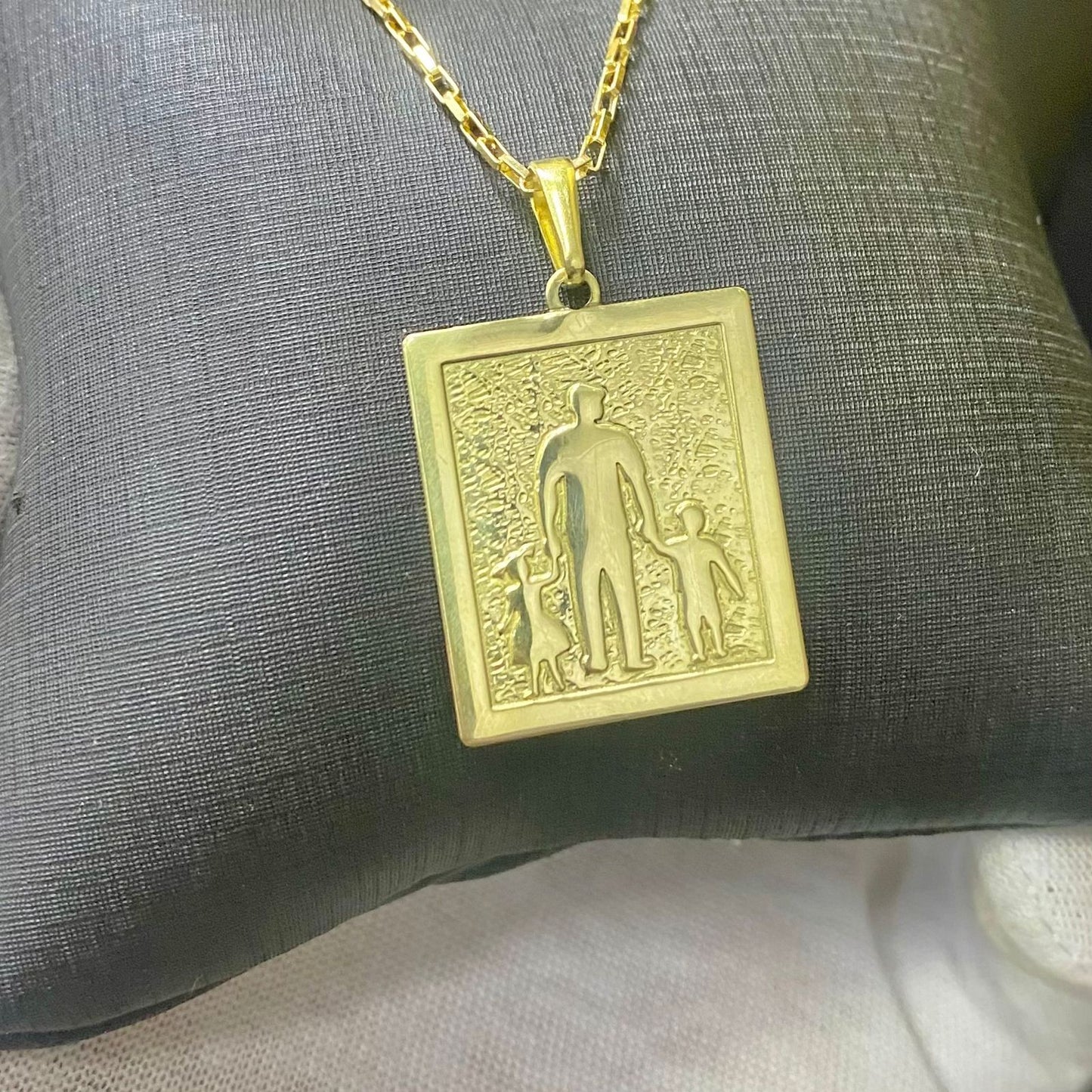 PINGENTE PAI FILHO E FILHA