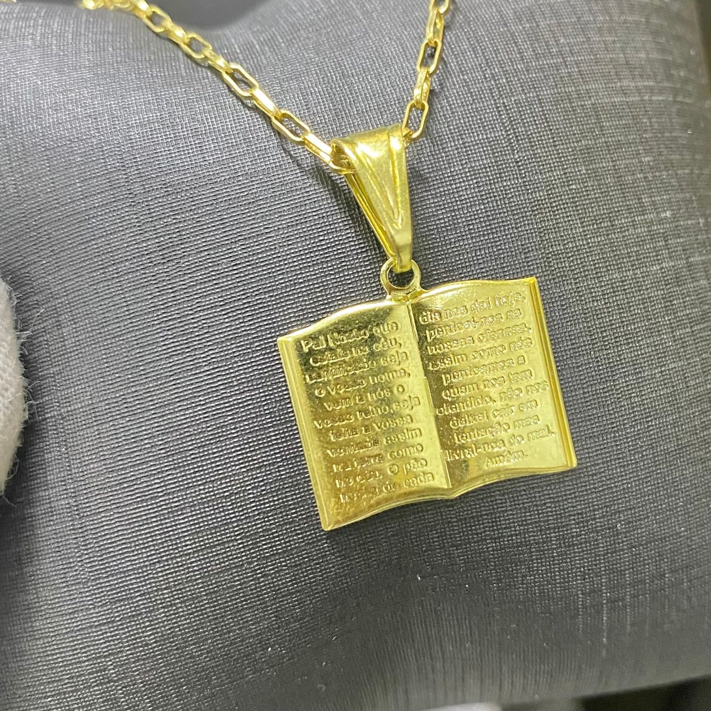 PINGENTE BIBLÍA