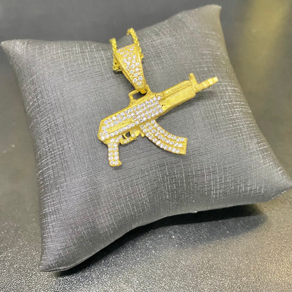 PINGENTE ARMA UZI CRAVEJADA - WRDJOIAS